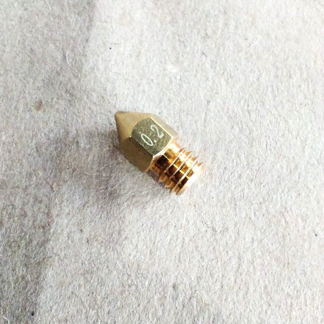 Boquilla de latón MK8 para impresora 3D