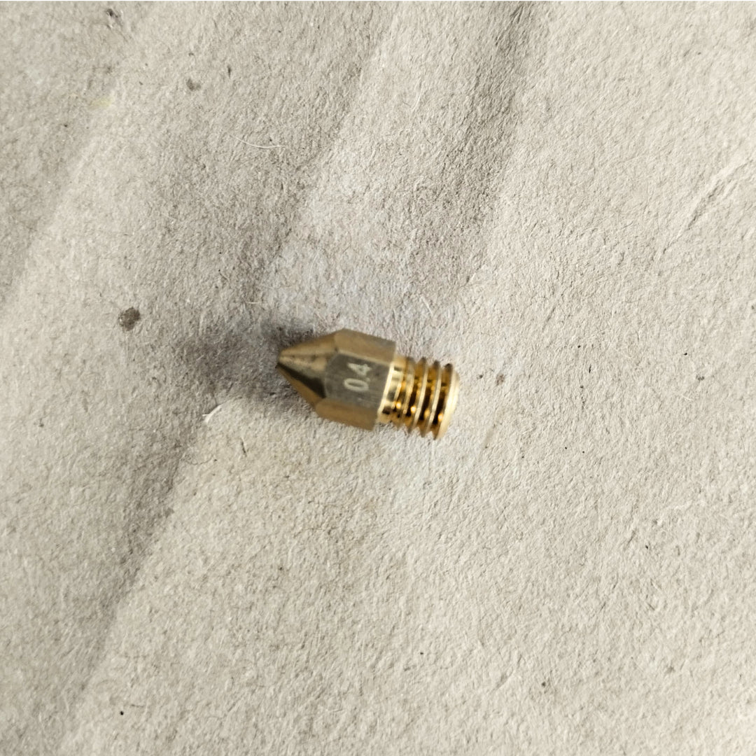 Boquilla de latón MK8 para impresora 3D