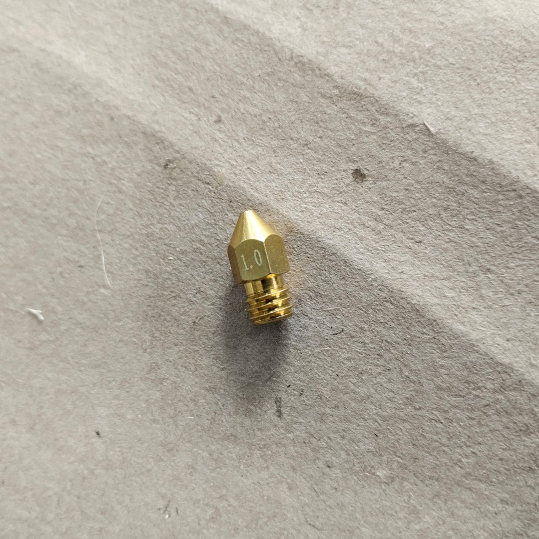 Boquilla de latón MK8 para impresora 3D